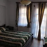 Hotel Bolyarka 3*
