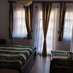 Bolyarka Hotel