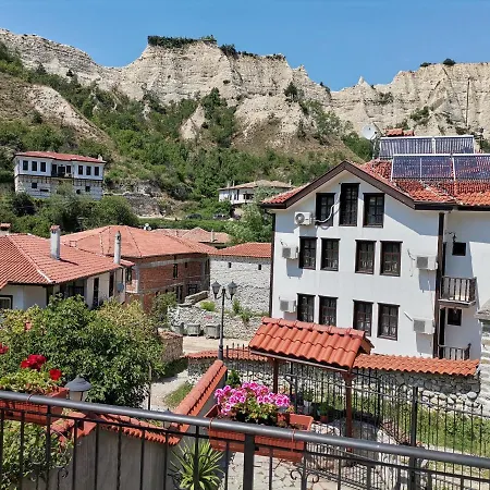 Bolyarka 3* メルニック