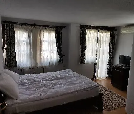 Bolyarka 3* メルニック