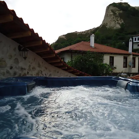 Bolyarka 3* メルニック