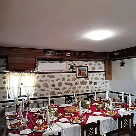 Bolyarka Hotel