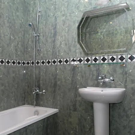 Bolyarka 3*